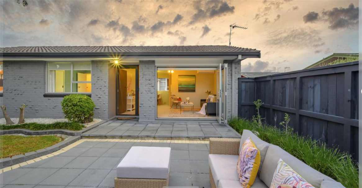 1/9 Ballater Place, Highland Park, Auckland - Carousel 2