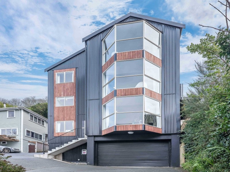 1/14C Glenmore Street, Thorndon, Wellington - Carousel 1