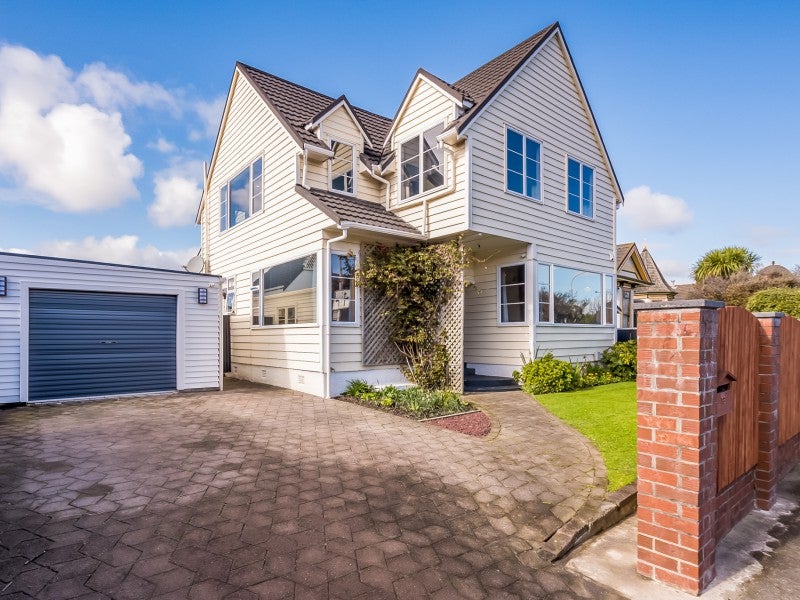 18 Cornwall Street, Hutt Central, Lower Hutt - Carousel 1