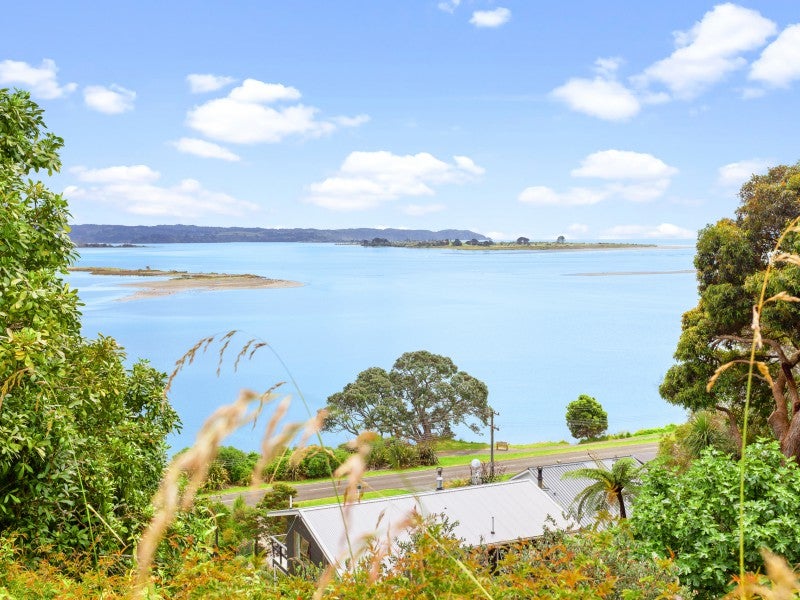 260 Ohiwa Harbour Road, Waiotahe, Opotiki - Carousel 1