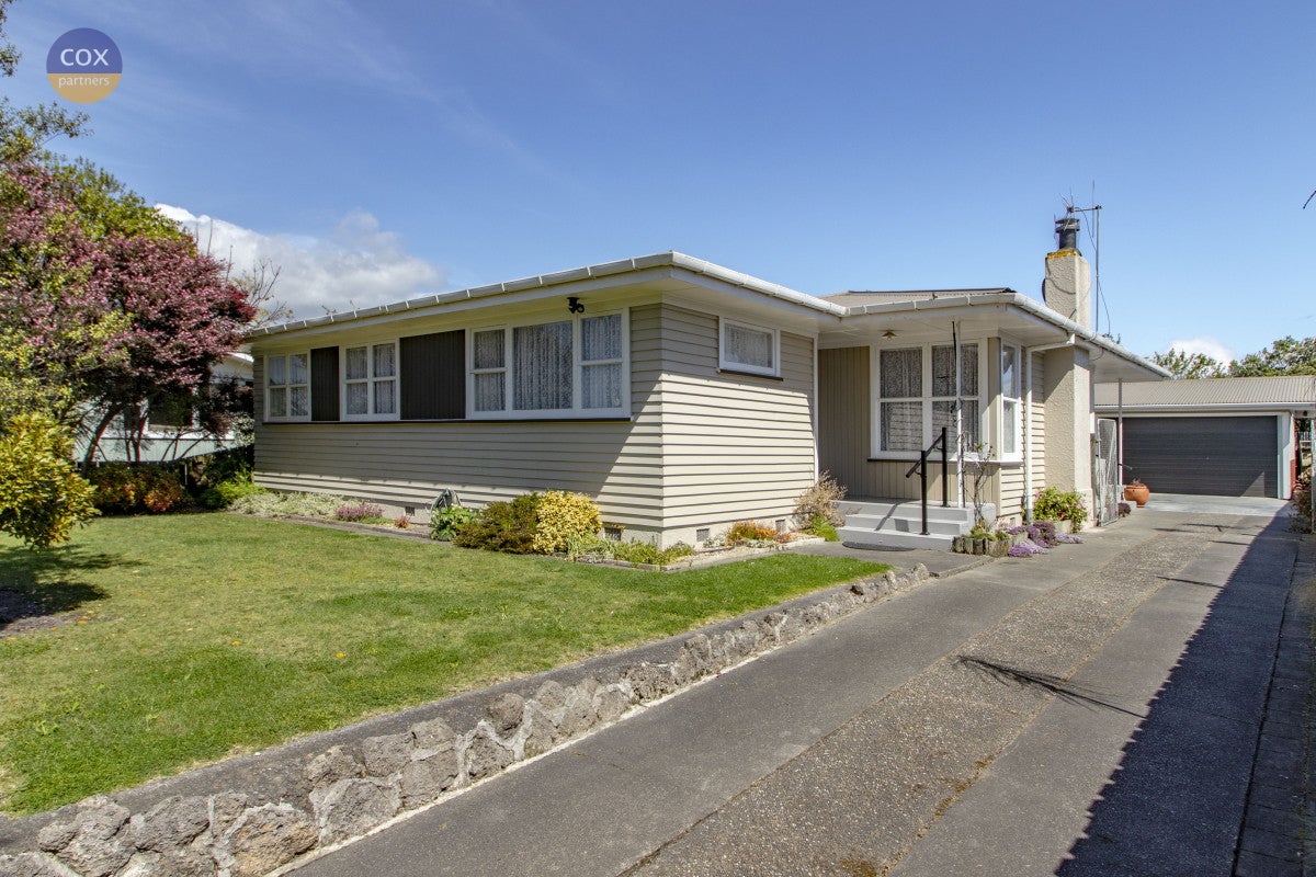 35 Norwich Crescent, Tamatea, Napier - Carousel 1