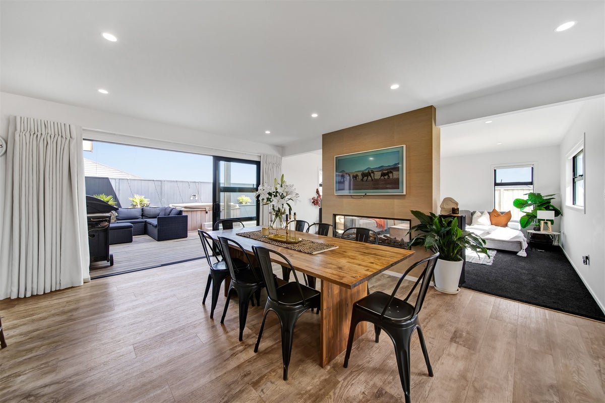 11 Customhouse Street, Bell Block, New Plymouth - Carousel 2