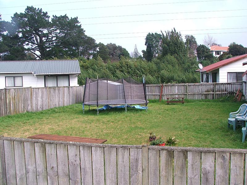 2/9 Margate Road, Blockhouse Bay, Auckland - Carousel 9