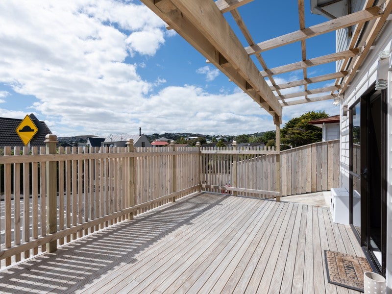20 Chorley Grove, Churton Park, Wellington - Carousel 14
