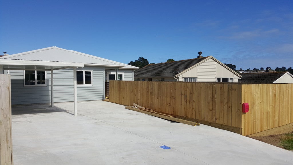 267 Warspite Avenue, Waitangirua, Porirua - Carousel 1