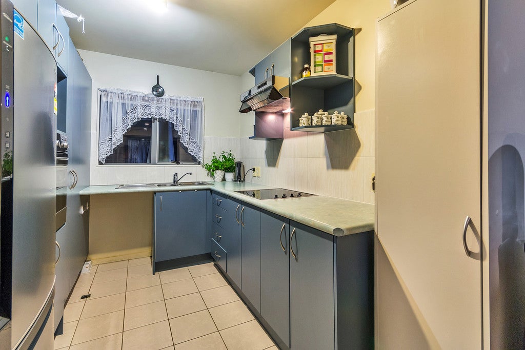 1/3 Hulme Place, Henderson, Auckland - Carousel 2