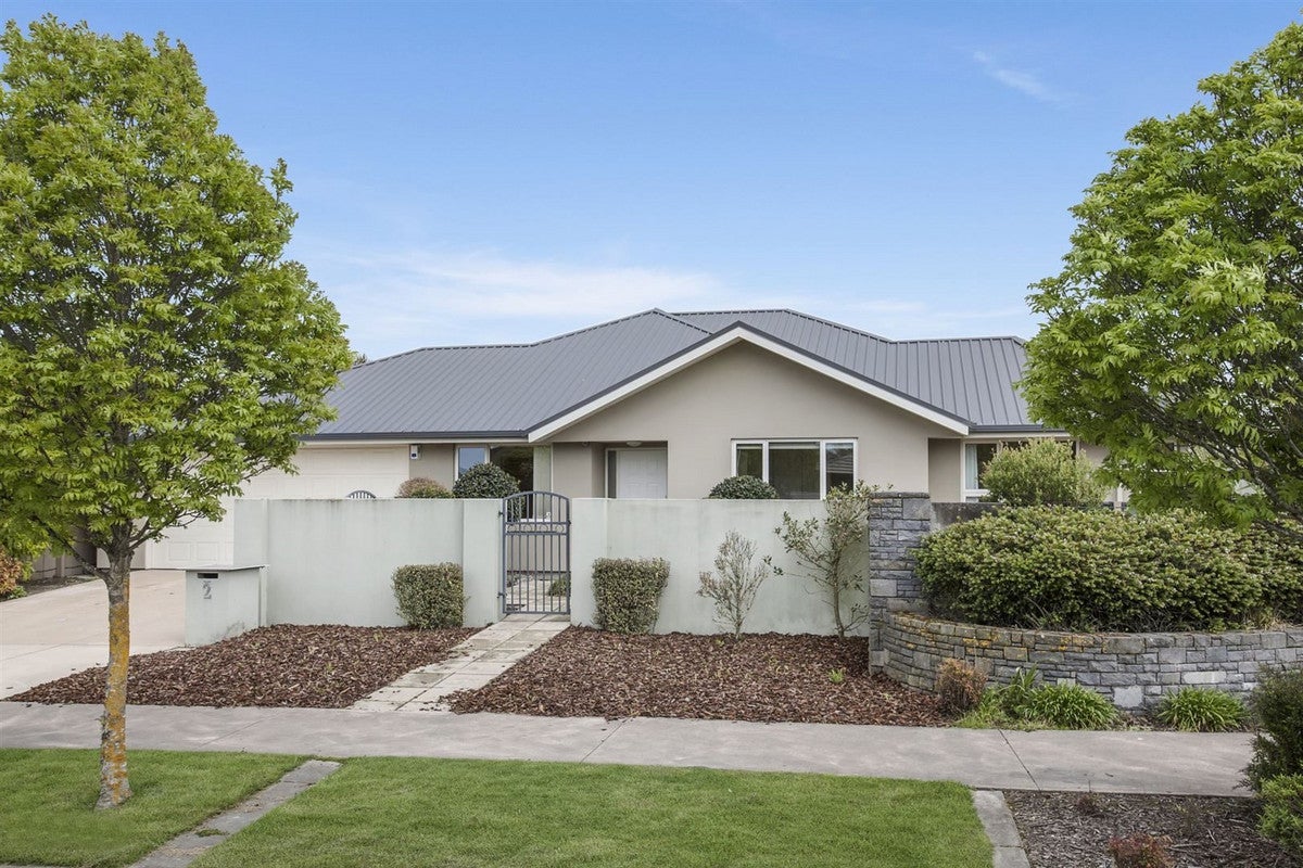 2 Bayliss Close, Northwood, Christchurch - Carousel 1