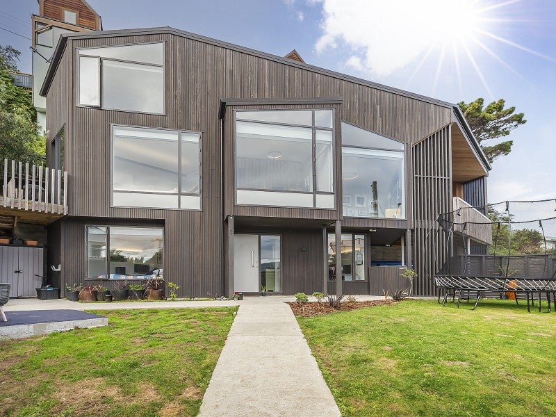 64 Ira Street, Miramar, Wellington - Carousel 1