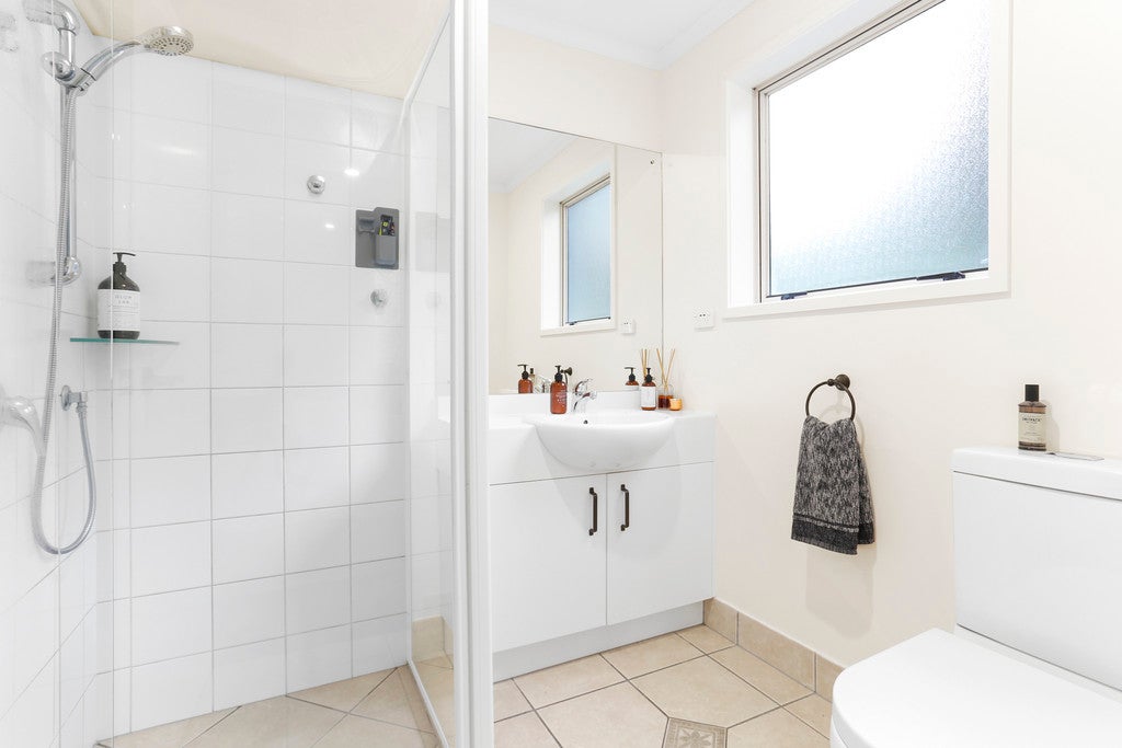 335 Whitehills Road, Waitoki, Silverdale - Carousel 26