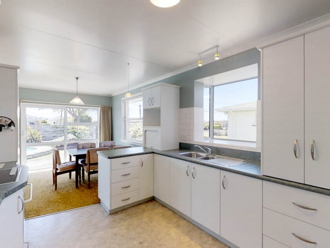 8 North Street, Redwoodtown, Blenheim - Carousel 1