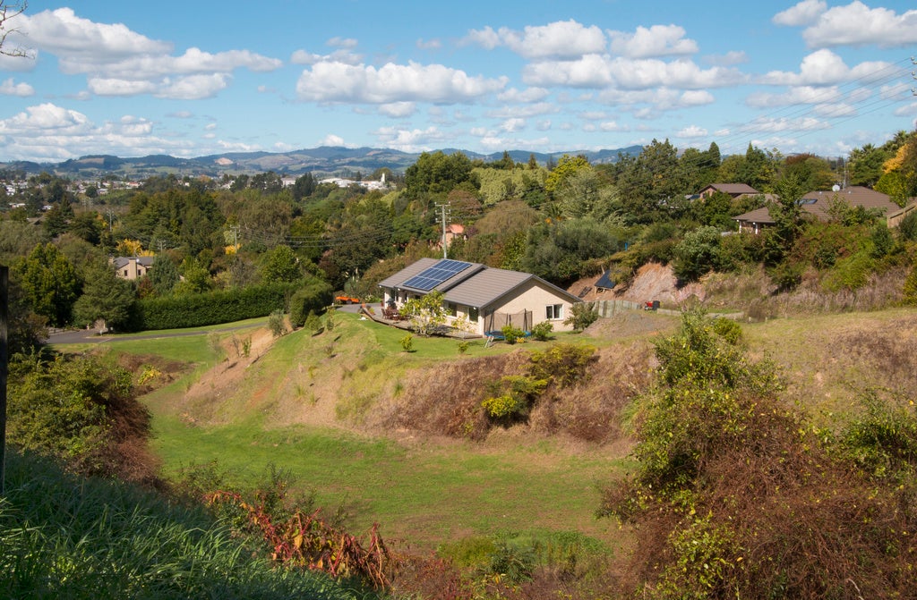 48 Westview Place, Tauriko, Tauranga - Carousel 1