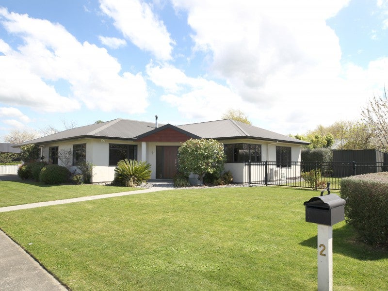2 Woodfield Place, Parkvale, Hastings - Carousel 1