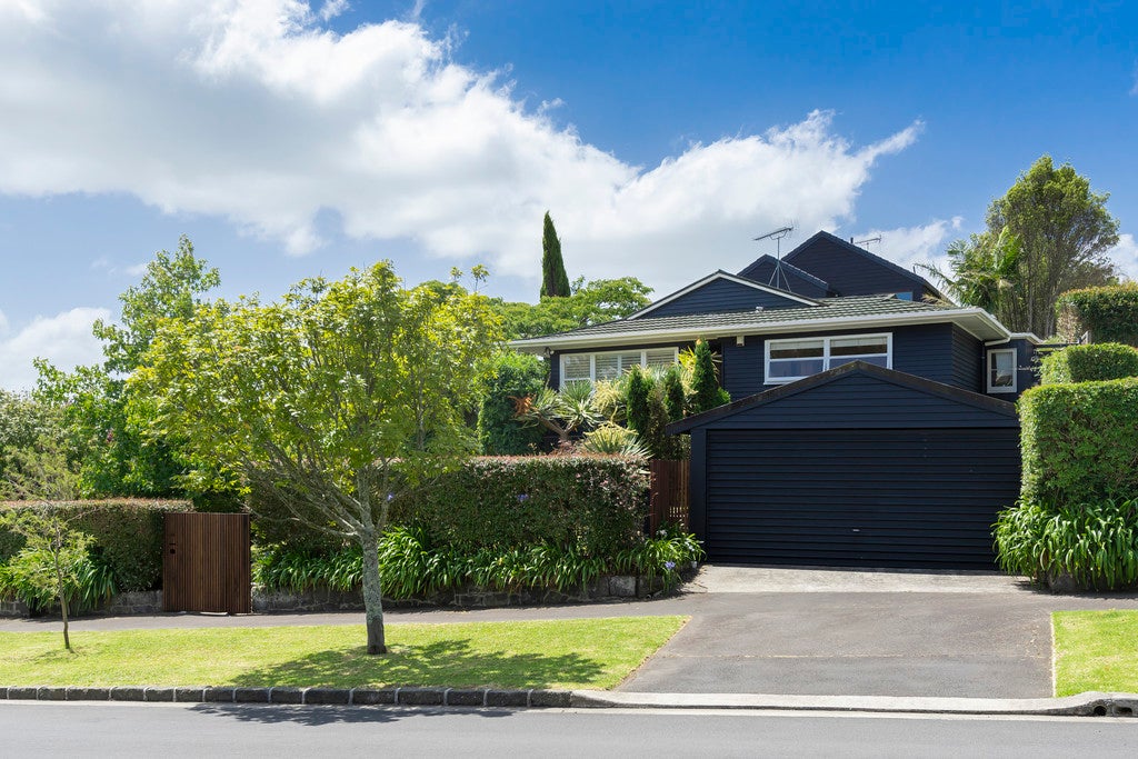 88 Reihana Street, Orakei, Auckland - Carousel 1