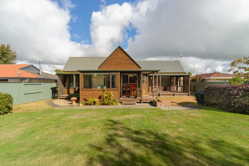14 Moyne Avenue, Milson, Palmerston North - Carousel 1