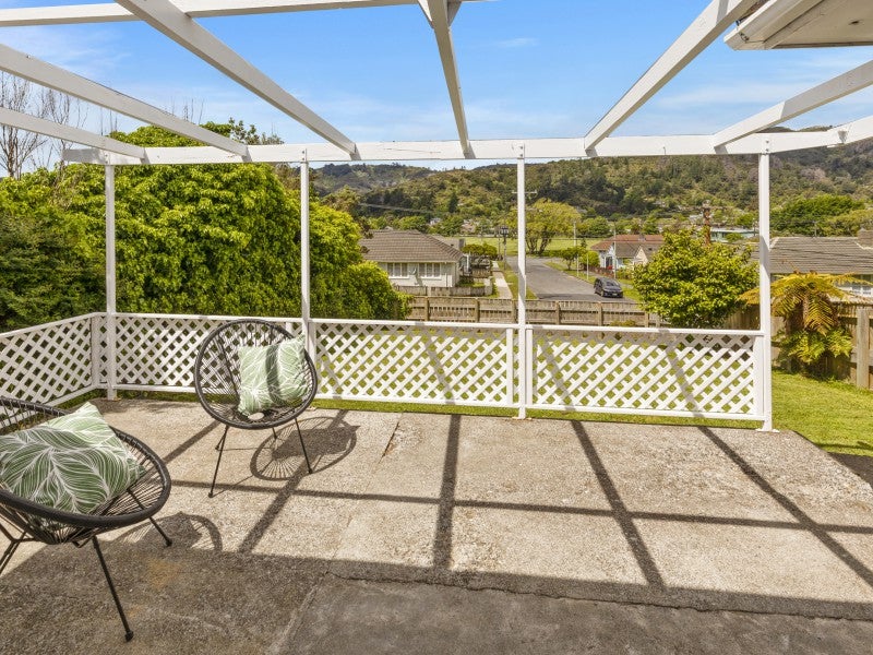 23 Bird Grove, Stokes Valley, Lower Hutt - Carousel 2