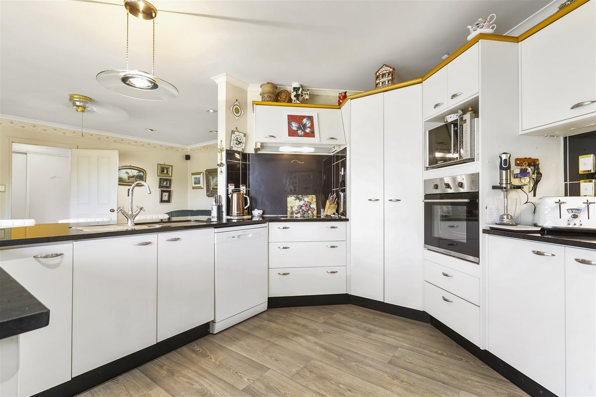 114 Discovery Drive, Flagstaff, Hamilton - Carousel 2