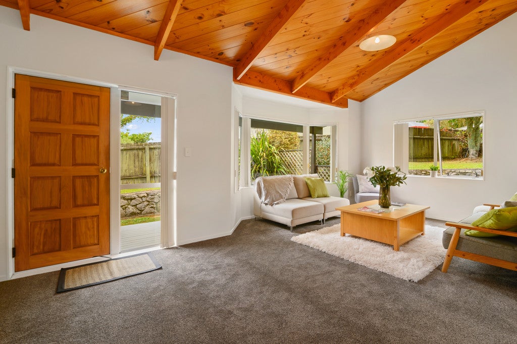 5 Barraud Place, Pukehangi, Rotorua - Carousel 2