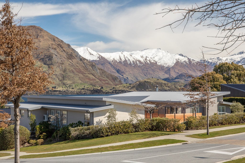 7 Forest Heights, Wanaka - Carousel 2