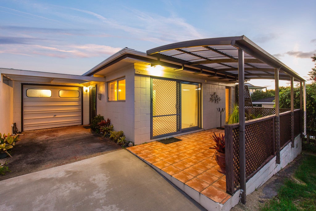 15B CLARESHOLM Place, Mangere Bridge, Auckland - Carousel 2