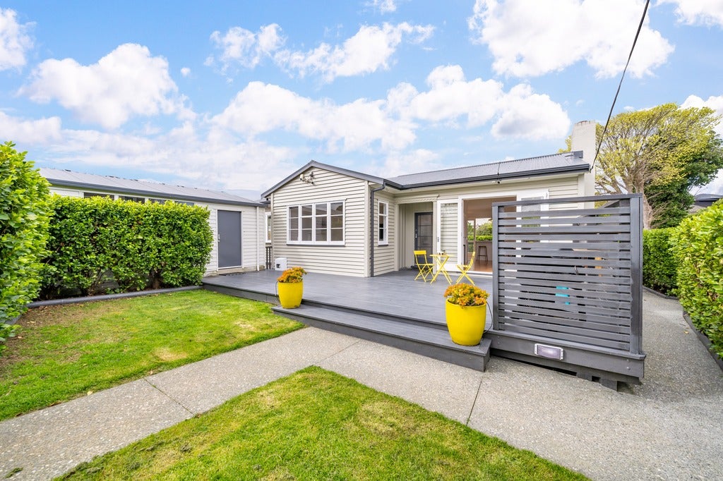 11 Allen Street, Boulcott, Lower Hutt - Carousel 1