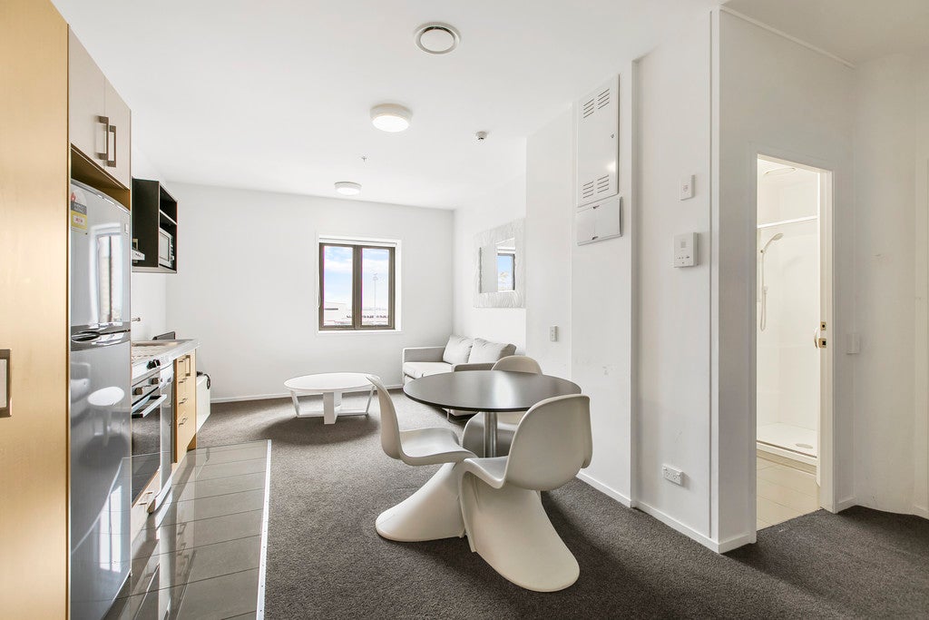 605/17 Putney Way, Manukau, Auckland - Carousel 1