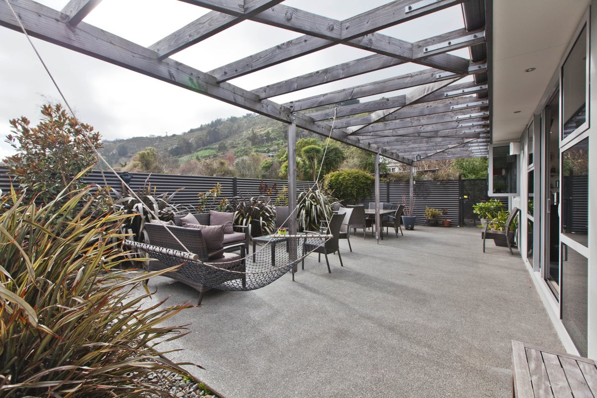 121A Bridle Path Road, Heathcote Valley, Christchurch - Carousel 2