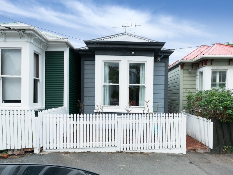 70 Wallace Street, Mount Cook, Wellington - Carousel 1