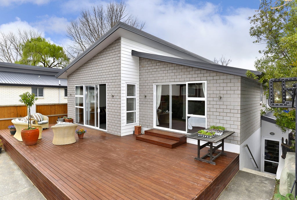 295 Eastern Terrace, Sydenham, Christchurch - Carousel 23