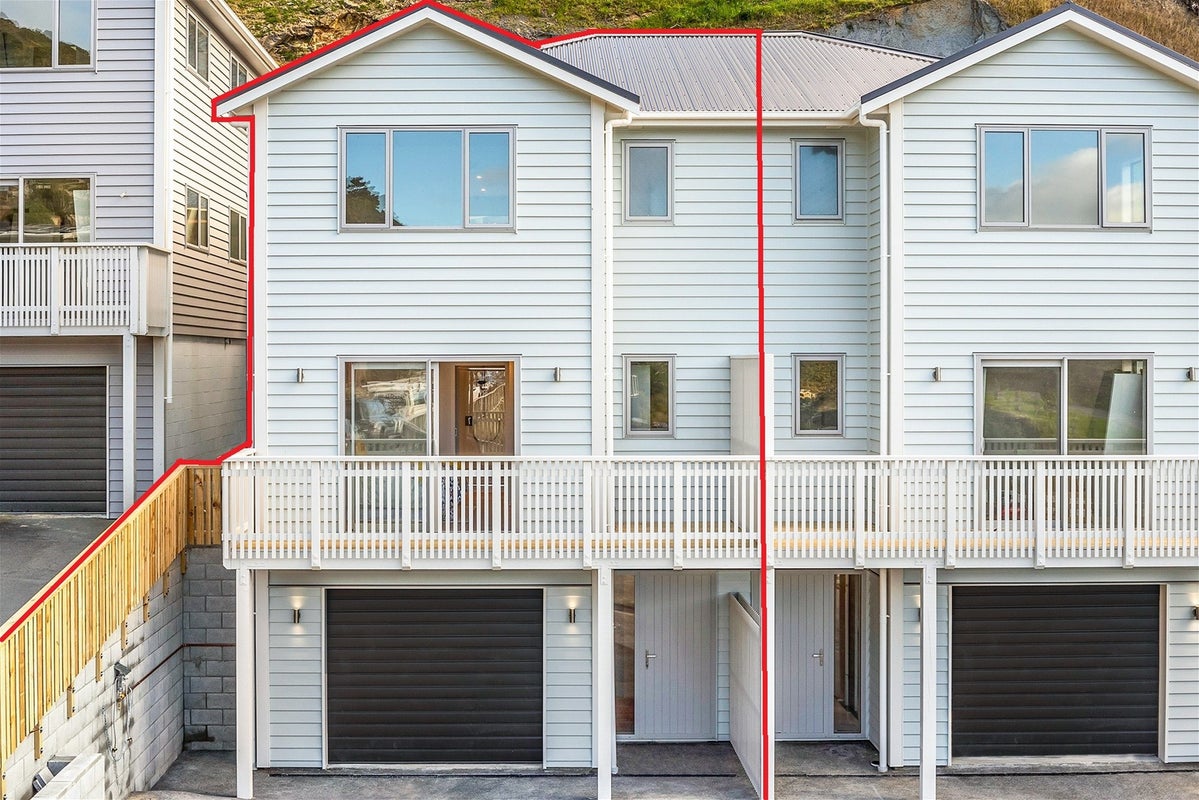 18B Rarangi Way, Owhiro Bay, Wellington - Carousel 1