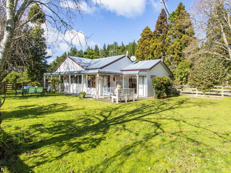 25B Youngson Road, Whakamarama, Tauranga - Carousel 1