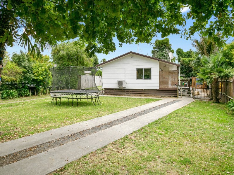 85 Scott Street, Leamington, Cambridge - Carousel 1
