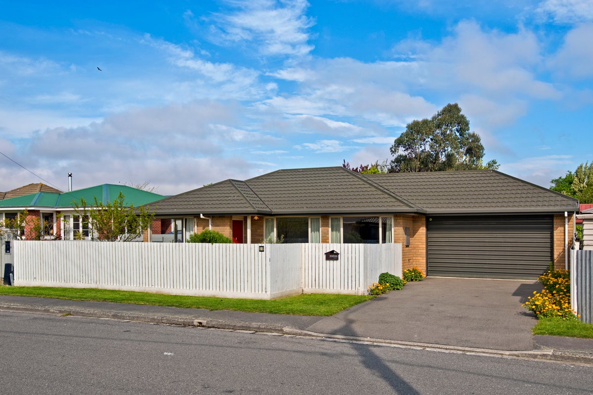 22 Coronation Street, Spreydon, Christchurch - Carousel 1