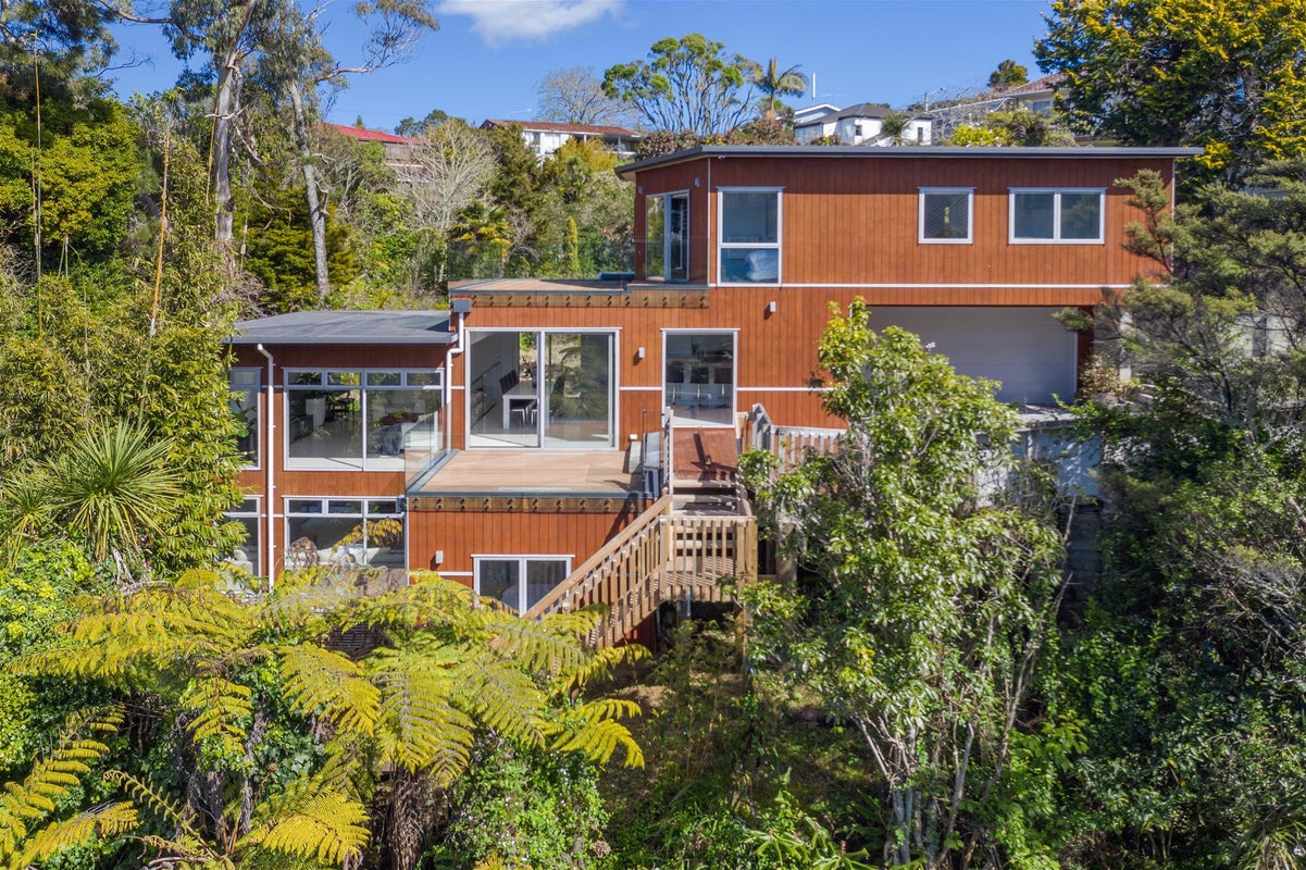 2/114 Sunrise Avenue, Mairangi Bay, Auckland - Carousel 1