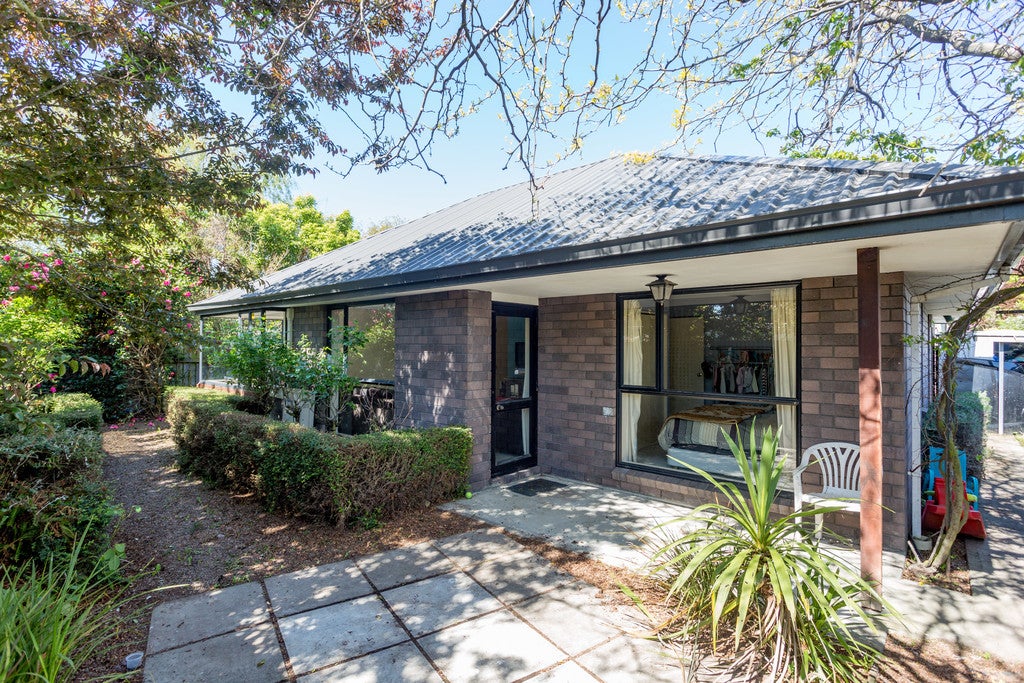 2/21 Wembley Street, Sydenham, Christchurch - Carousel 1