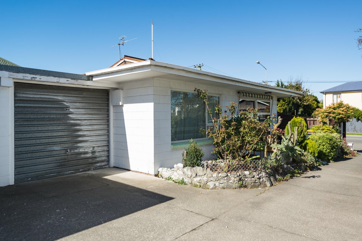 1/455 Gloucester Street, Linwood, Christchurch - Carousel 1