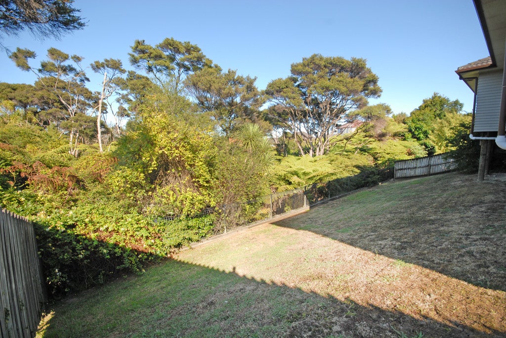 27 Northbrook Close, Greenhithe, Auckland - Carousel 20