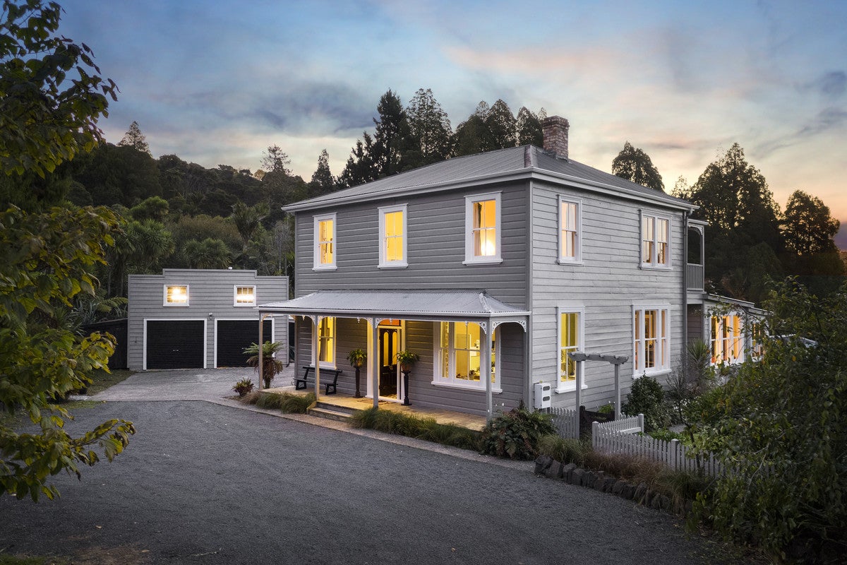 859 West Coast Road, Oratia, Auckland - Carousel 2