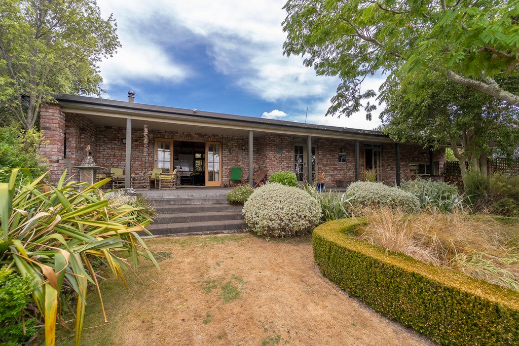 15 Tankersley Street, Lansdowne, Masterton - Carousel 1
