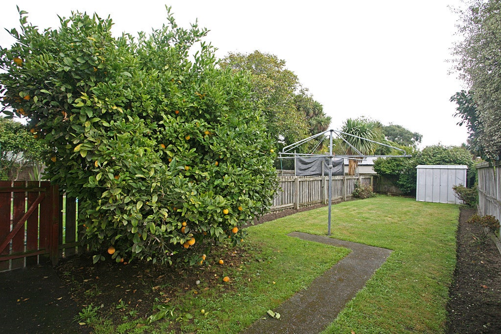 1/30 Strathfield Avenue, Dallington, Christchurch - Carousel 11