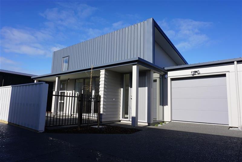 4/97 Packe Street, Edgeware, Christchurch - Carousel 1