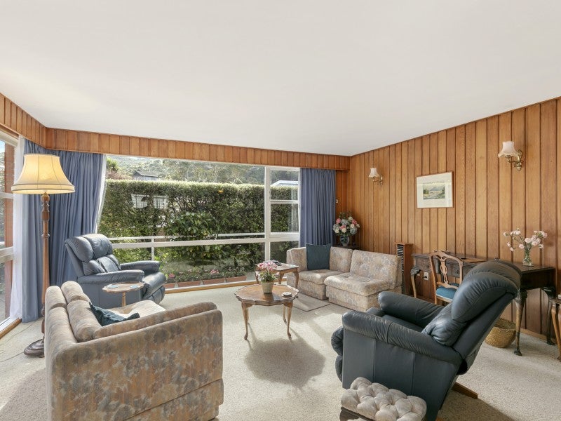 18 Khouri Avenue, Karori, Wellington - Carousel 2