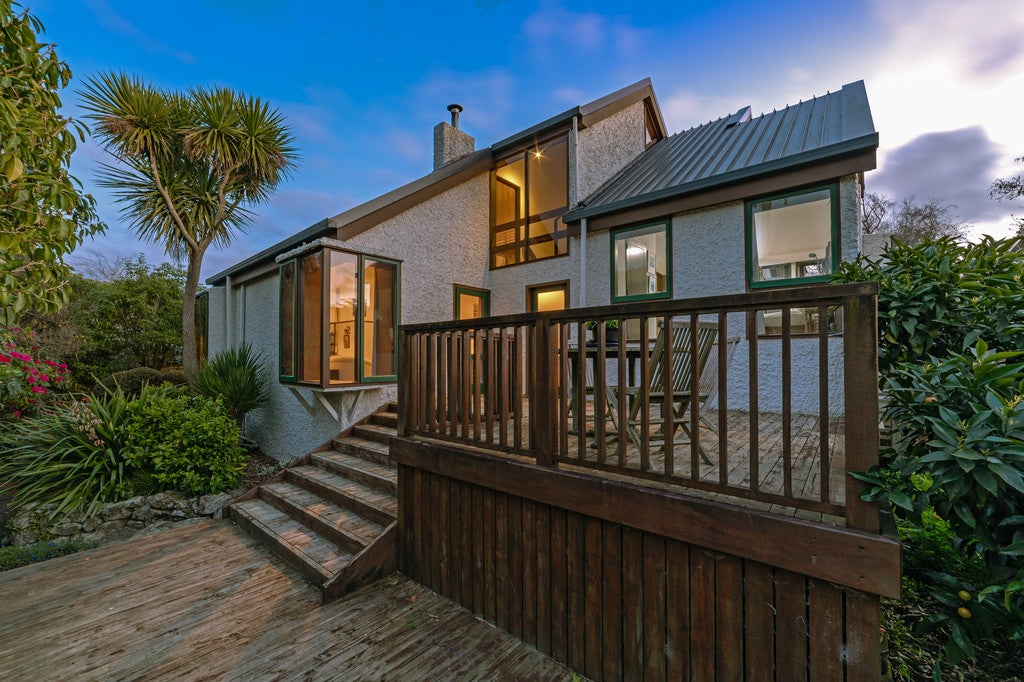 36 Clifton Terrace, Fitzherbert, Palmerston North - Carousel 2