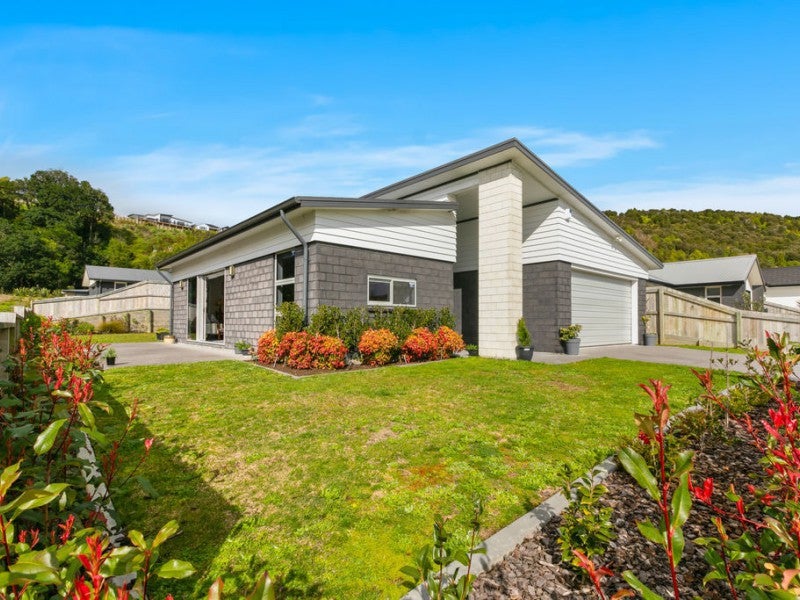 29 Rochfort Crescent, Pyes Pa, Tauranga - Carousel 2