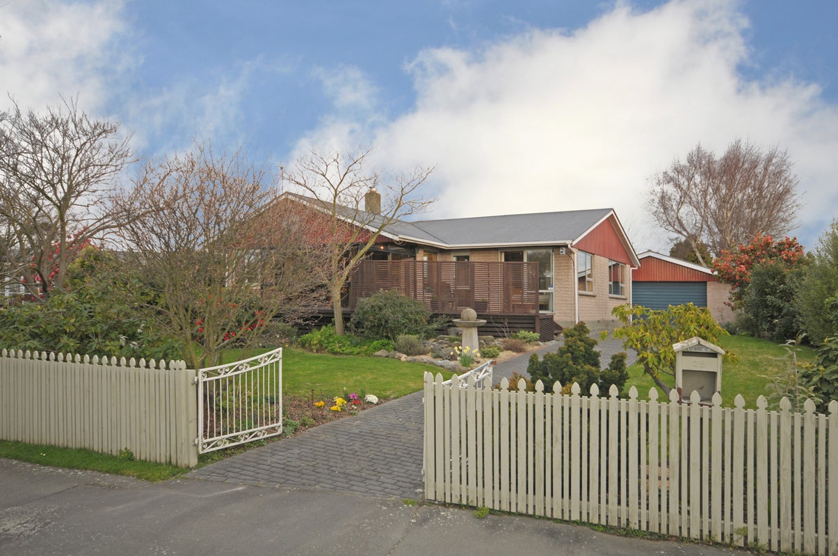 29 Warren Crescent, Hillmorton, Christchurch - Carousel 1