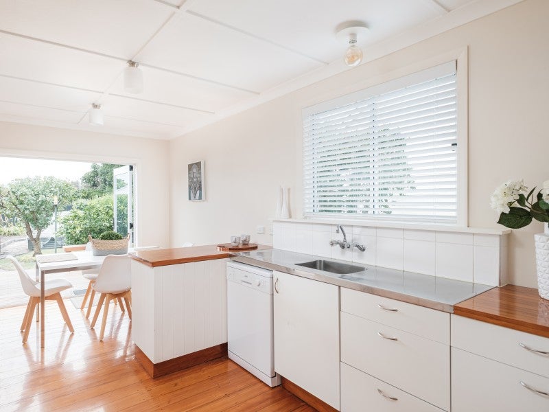 27 Abbott Street, Te Hapara, Gisborne - Carousel 2