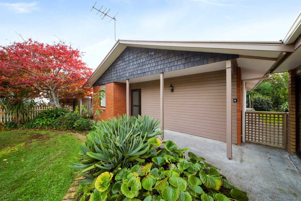 82B Carrington Street, Lower Vogeltown, New Plymouth - Carousel 2