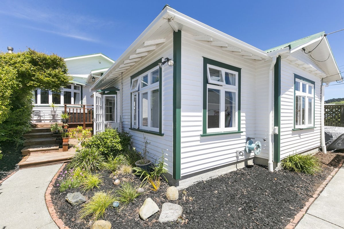 3 Haumia Street, Johnsonville, Wellington - Carousel 2