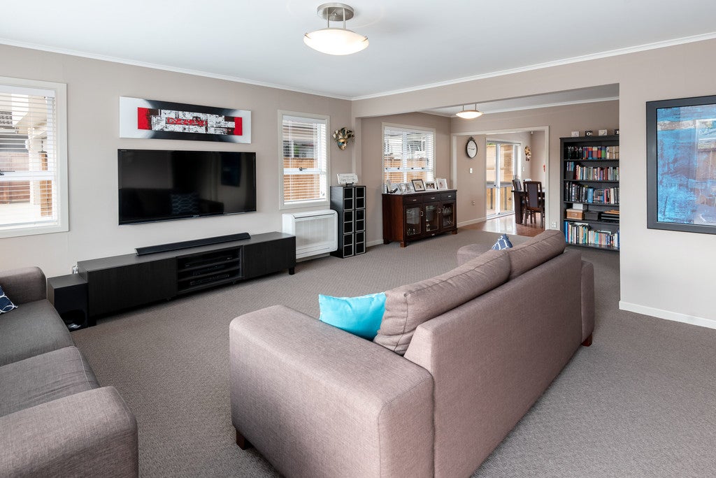 46B Rodney Street, Howick, Auckland - Carousel 2