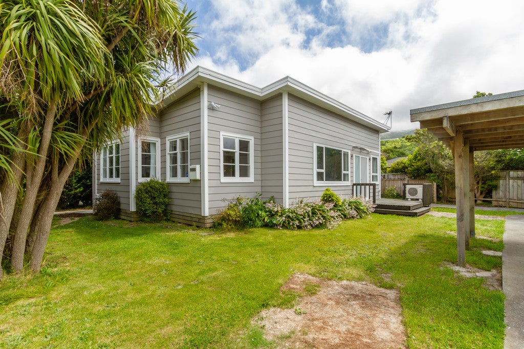 47 Findlay Street, Tawa, Wellington - Carousel 20