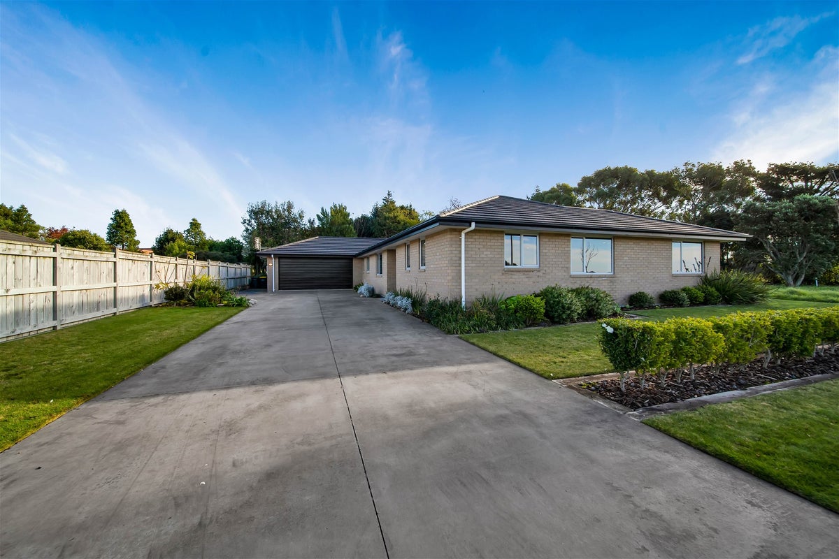 9 Hawetaone Street, Bell Block, New Plymouth - Carousel 18